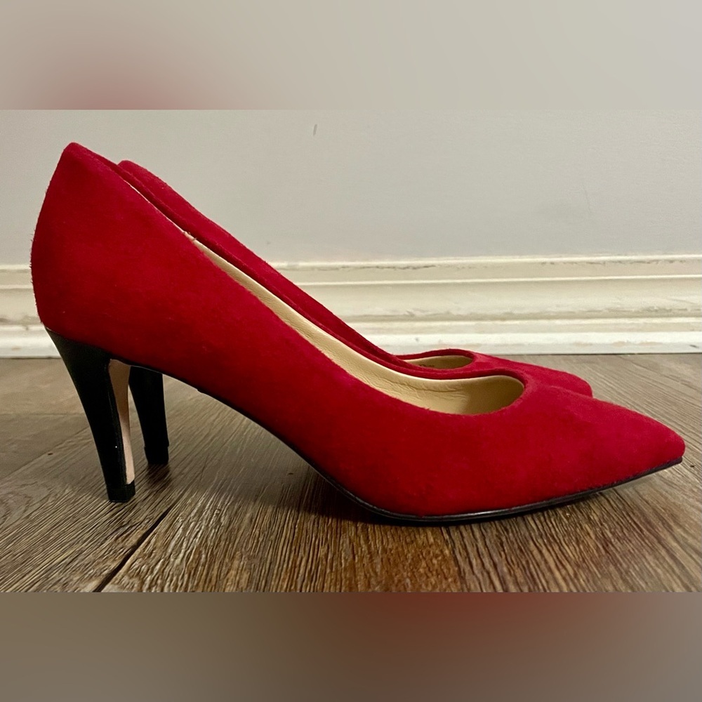 Diane Von Furstenberg Heels Shoes US 6 Red Suede Pointed Toe Christmas Holiday - Picture 2 of 12